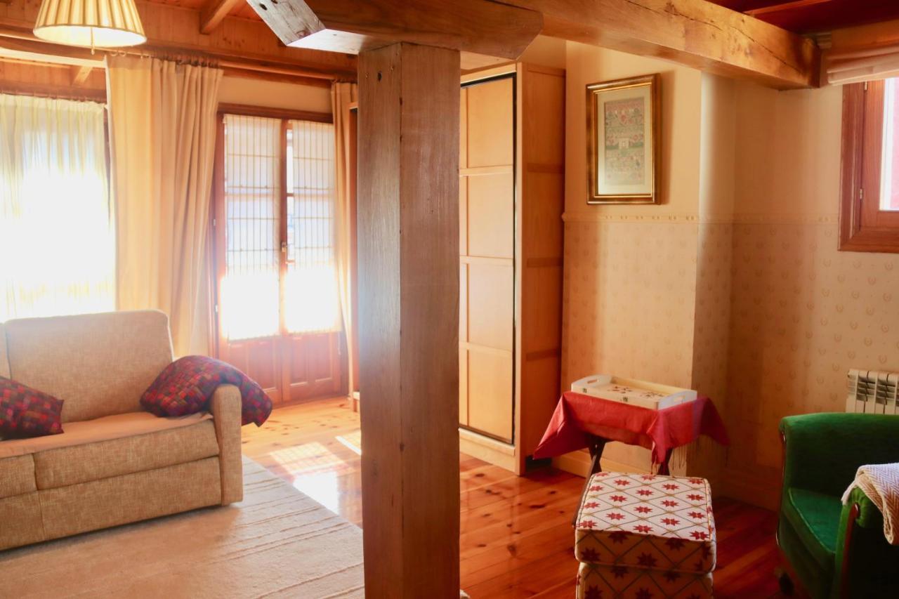 Casa Maica Apartment Limpias Bagian luar foto